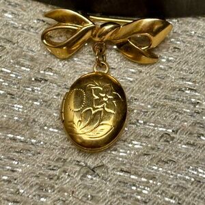 Vintage Gold-Tone Locket Brooch With Lily Motif